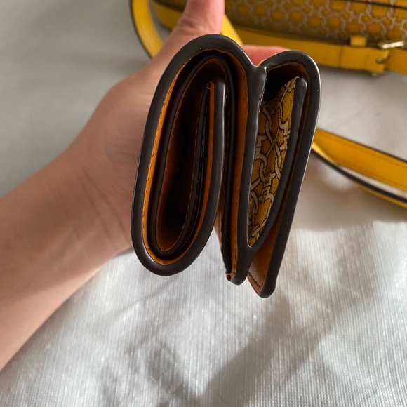 Kate Spade camera bag & tri-fold wallet new - Picture 2 of 12